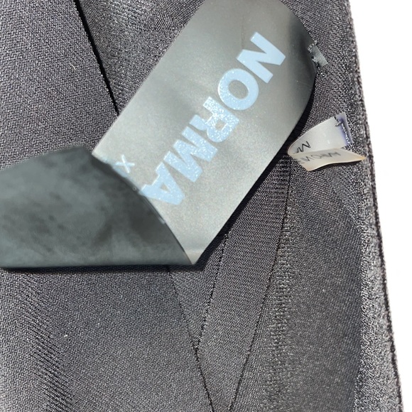 NEW Norma Kamali One Shoulder One Sleeve Dress BLACK XL.    Bbb - Picture 3 of 4